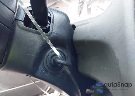 2000 Honda Accord 2.3 Lx z USA, uszkodzony, nr VIN 1HGCG324XYA022850